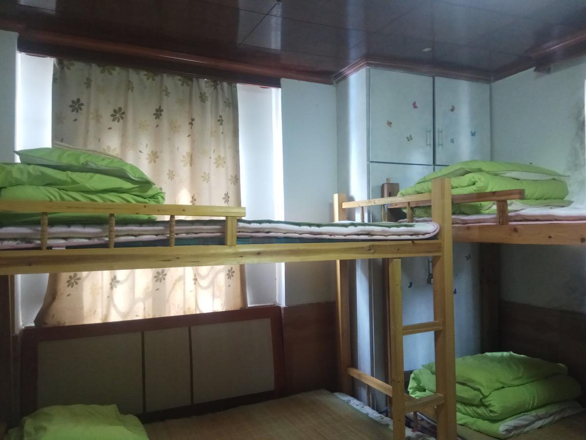 Guangzhou C'Est La Vie Youth Hostel Exterior photo